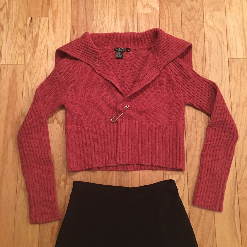 NWOT - Heart Moon Star Red Crop Cardigan wh Pin.